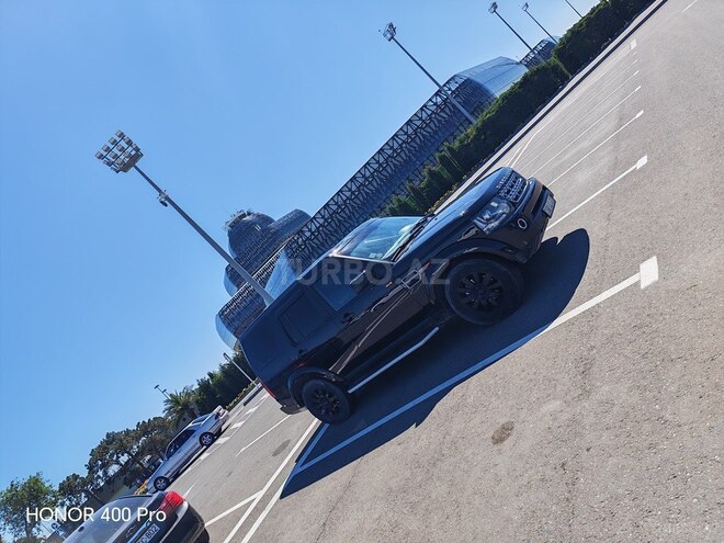 Land Rover Discovery-11