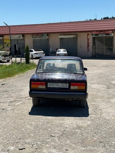 LADA (VAZ) 2107-2