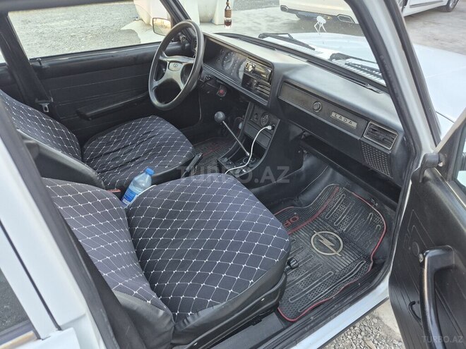 LADA (VAZ) 2107-8