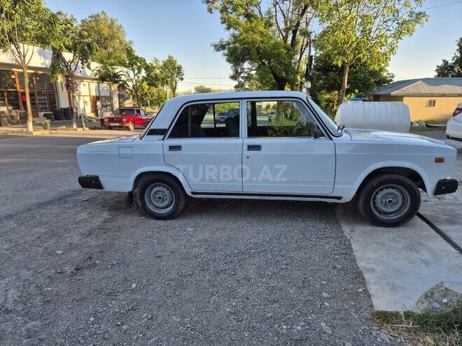 LADA (VAZ) 2107-11