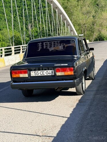 LADA (VAZ) 2107-17