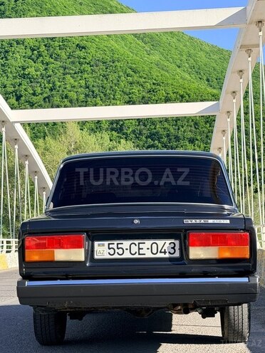 LADA (VAZ) 2107-15
