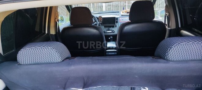 Nissan Tiida-2