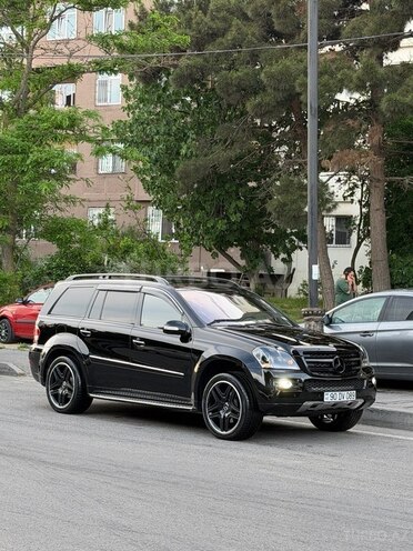 Mercedes GL 450 4MATIC-15