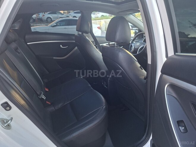 Hyundai i30-11
