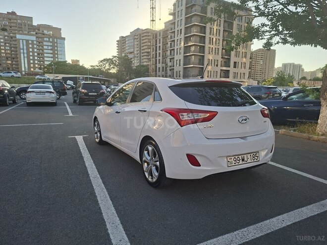 Hyundai i30-16