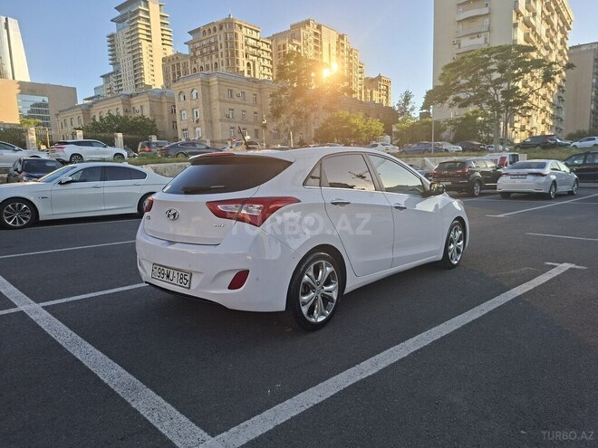 Hyundai i30-18