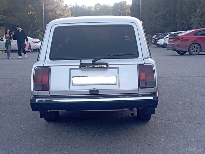 LADA (VAZ) 2104-2