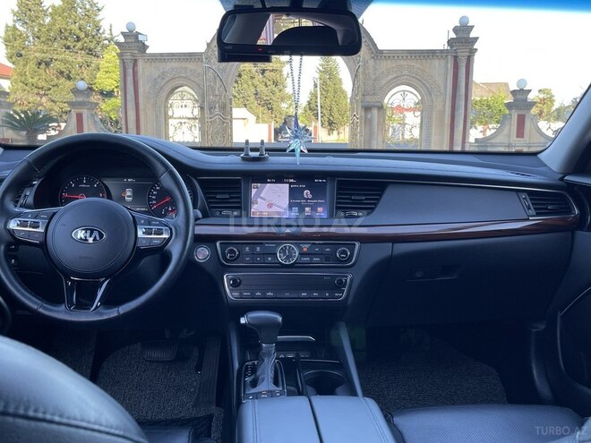 Kia K7-13