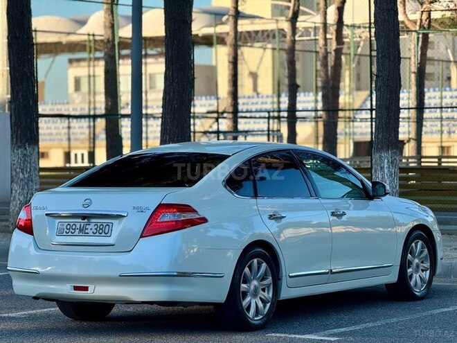 Nissan Teana-9