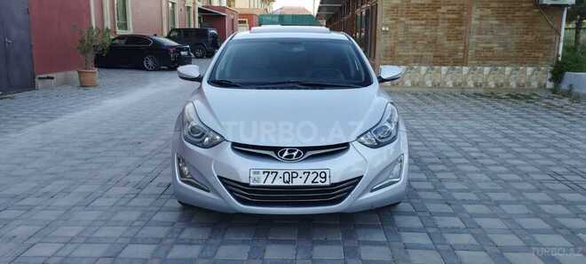 Hyundai Elantra-1