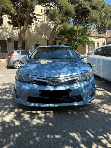 Toyota Camry-1