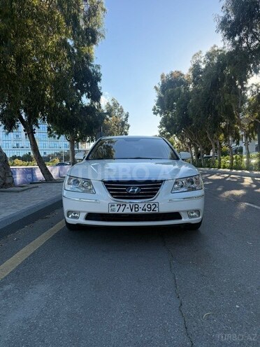 Hyundai Sonata-1