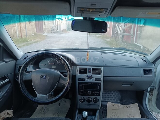 LADA (VAZ) Priora-8