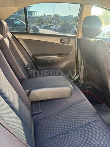 Hyundai Sonata-12