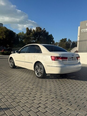 Hyundai Sonata-6