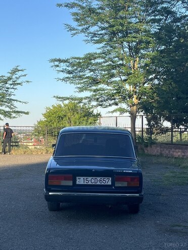 LADA (VAZ) 2107-2