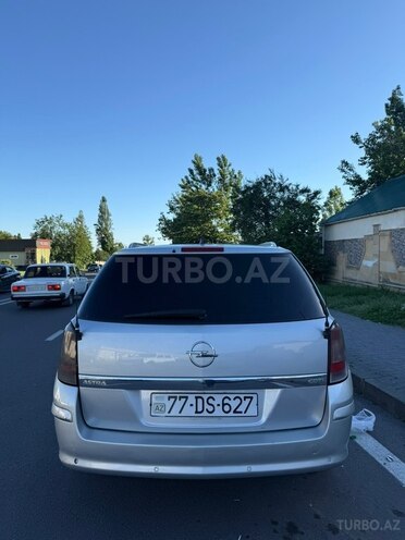 Opel Astra-7