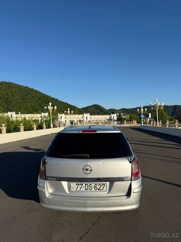 Opel Astra-4