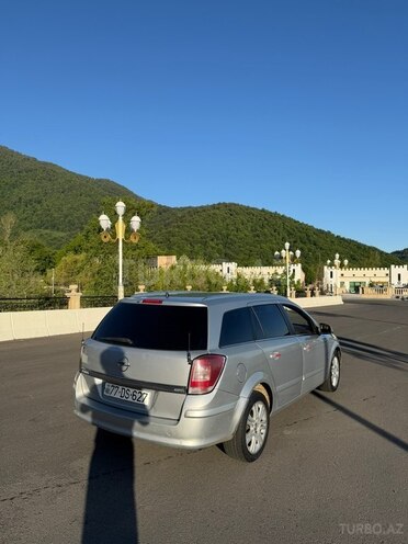 Opel Astra-3