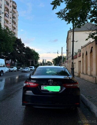 Toyota Camry-6