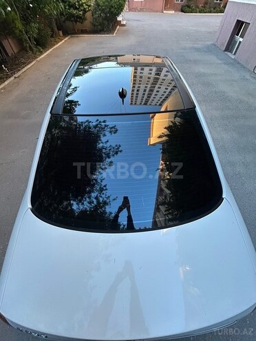 Mercedes E 350-13