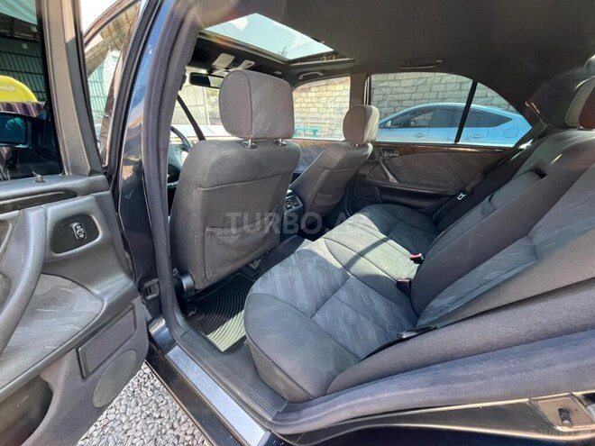 Mercedes E 240-9