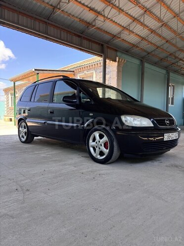 Opel Zafira-3