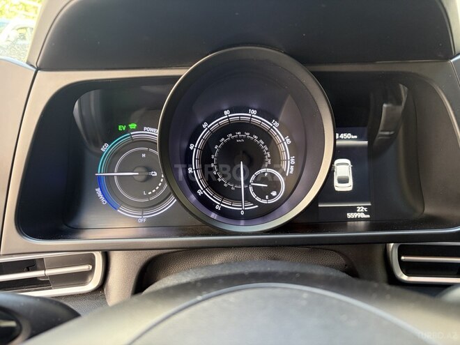 Hyundai Elantra-10