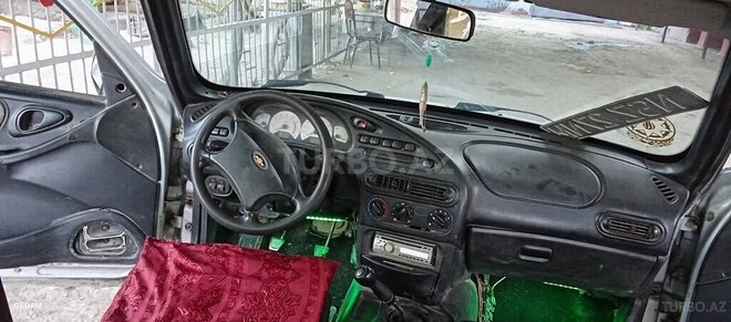 Chevrolet Niva-2