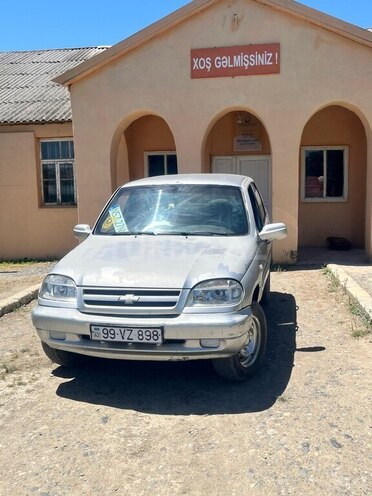 Chevrolet Niva-6