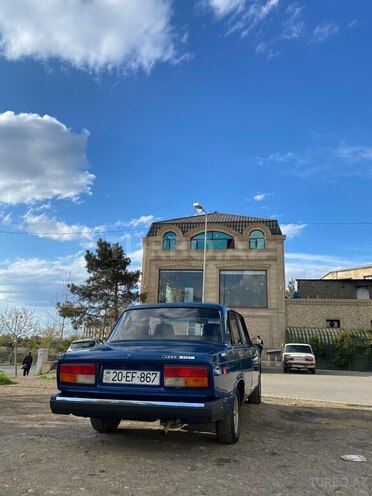 LADA (VAZ) 2107-2