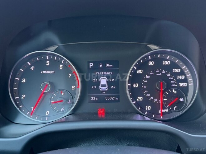 Hyundai Elantra-10