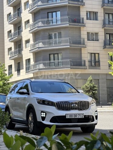 Kia Sorento-1
