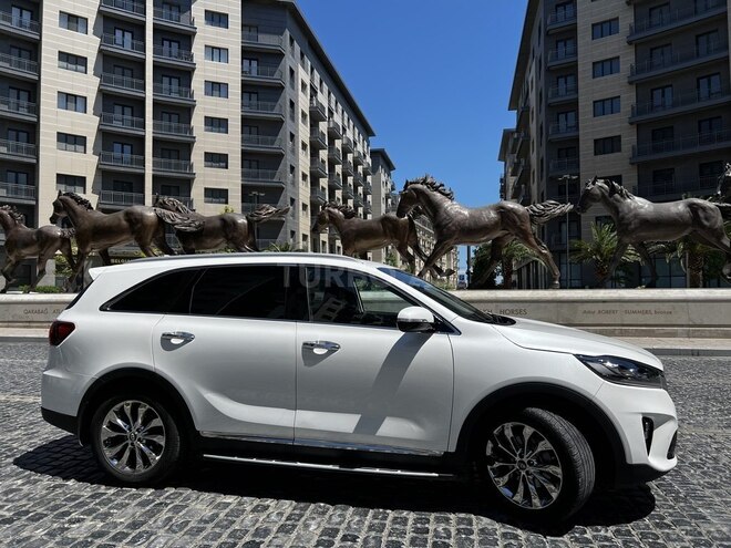 Kia Sorento-12