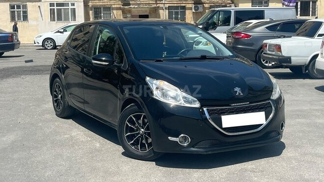Peugeot 208-9