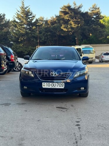 Toyota Camry-1