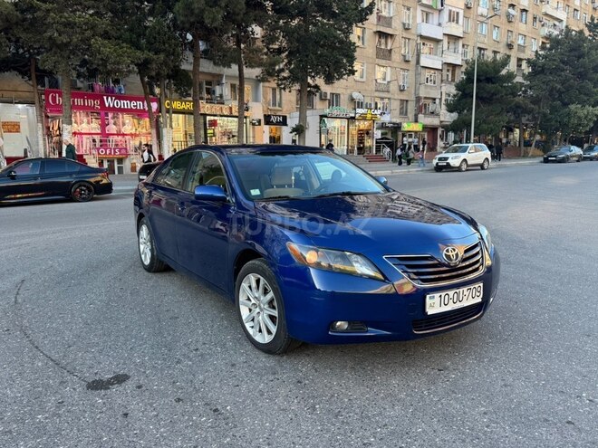 Toyota Camry-3