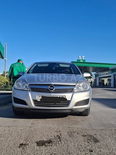 Opel Astra-1
