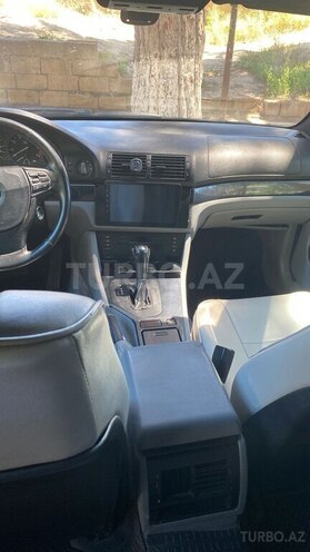 BMW 523-8