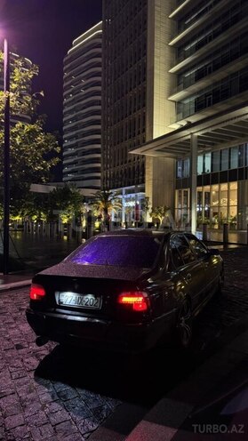BMW 523-5
