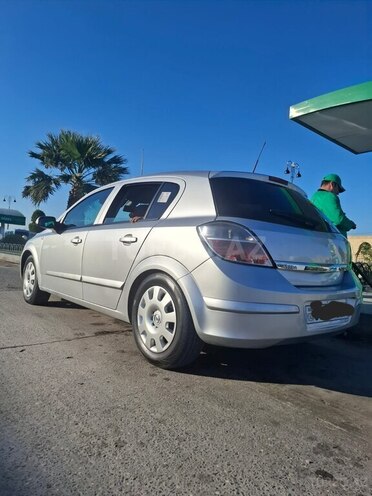 Opel Astra-4