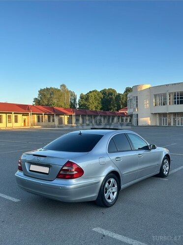 Mercedes E 200-7