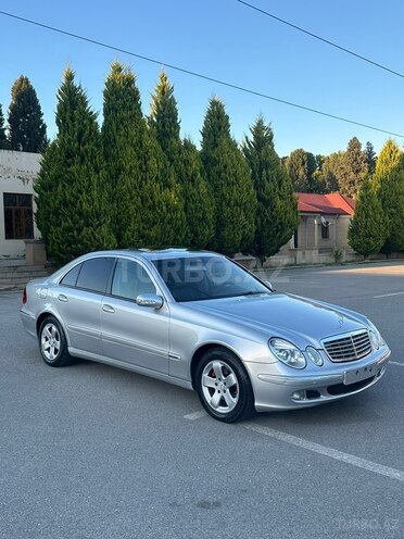 Mercedes E 200-3