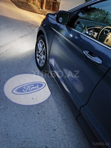 Ford Edge-6