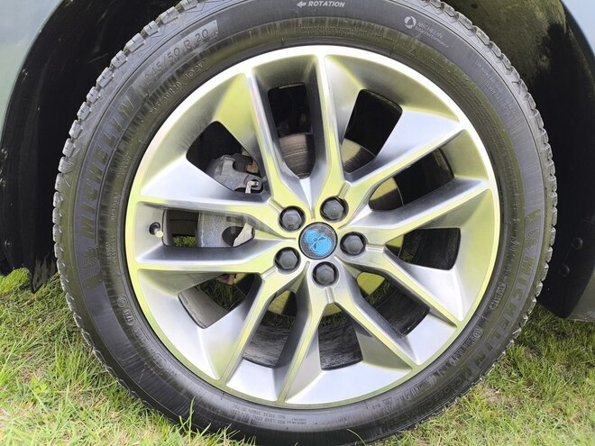 Ford Edge-10
