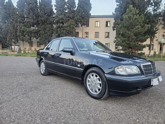 Mercedes C 180-3
