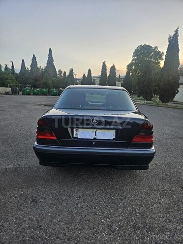 Mercedes C 180-7