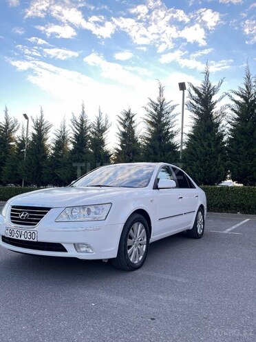 Hyundai Sonata-2
