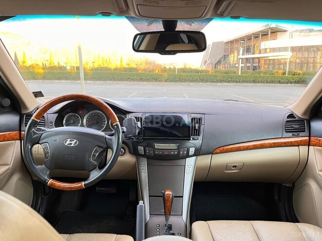 Hyundai Sonata-10